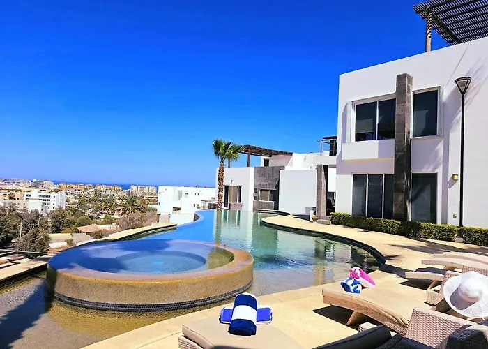 Cozy Get Away With An Incredible Marina Bay View! Cabo San Lucas