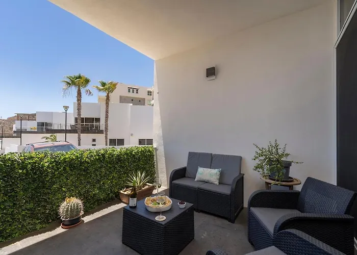 Cozy Get Away With An Incredible Marina Bay View! Apartment