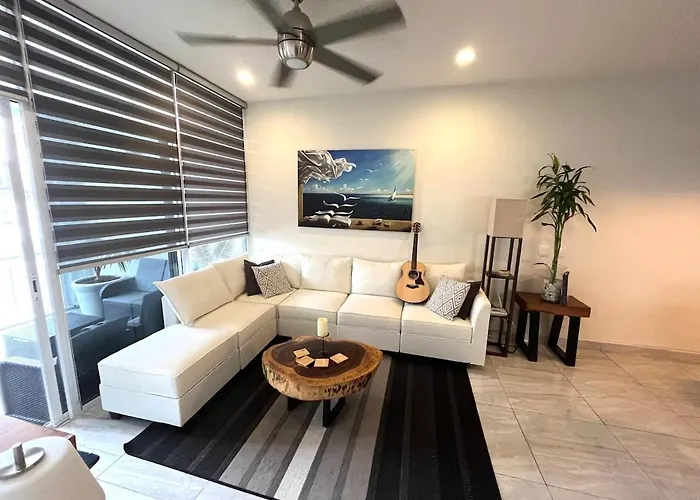 Cozy Get Away With An Incredible Marina Bay View! Cabo San Lucas